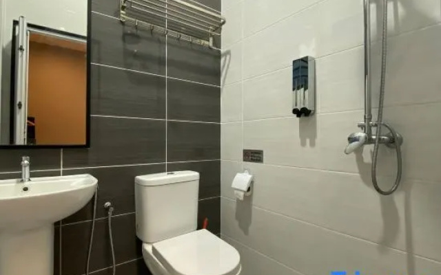LYL Journey House Ipoh 6BR/17pax-5min to ipoh town – Bathroom – Ipoh
