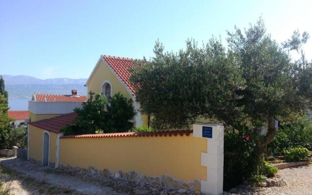 Apartments Brač