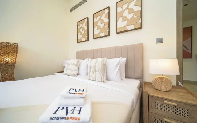 PVH - Stylish 1BR - Azizi Riviera