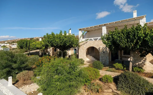 Kriolithos Houses