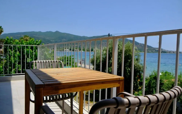 Evia Bay Suites & Retreats
