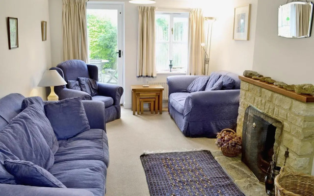 Meadow Cottage E1793