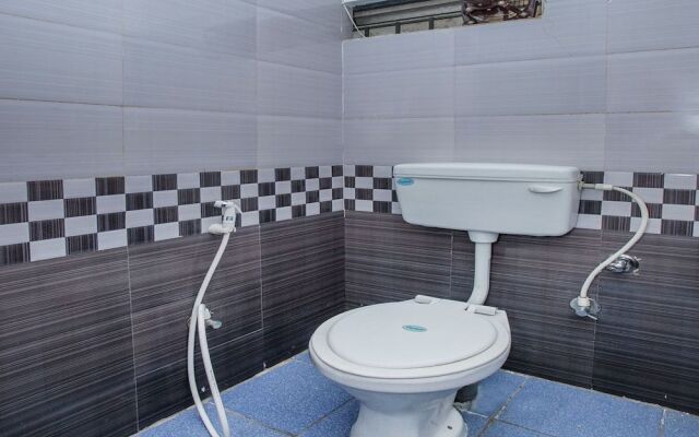 OYO 18626 Diamond Paradise