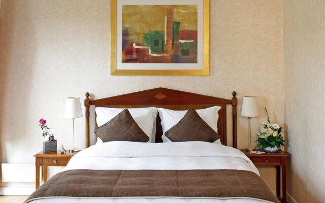 Warwick Reine Astrid - Lyon