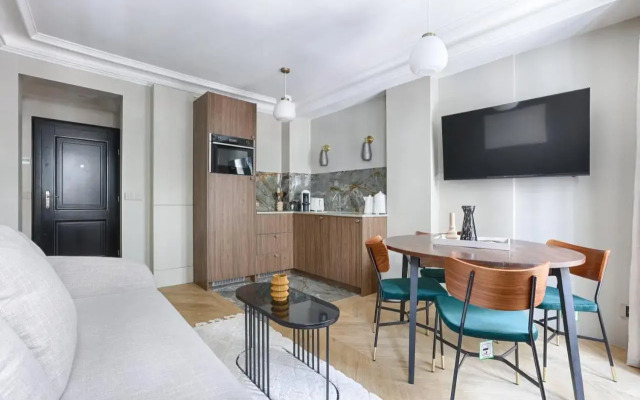 Magnificent Luxury Flat 2BR/6P - Champs-Elysées