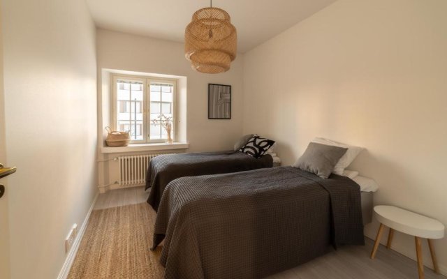 ULEABO New, Light and Roomy 61m² Apartment With Sauna!