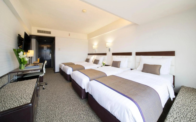 Regal Oriental Hotel