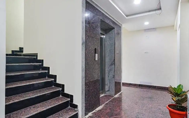 Fabhotel Sri Karthikeya Grand