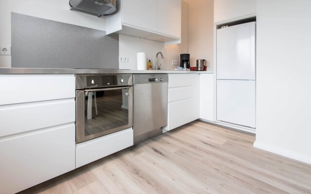 Apartment V13