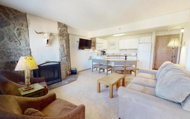 Laurelwood Condominiums Studio Deluxe Unit 107