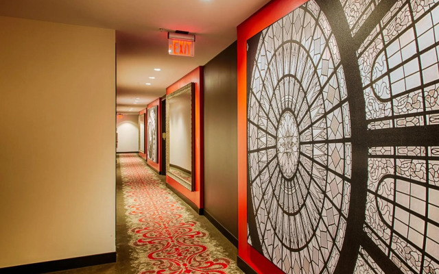 Metropolitan at The 9, Autograph Collection