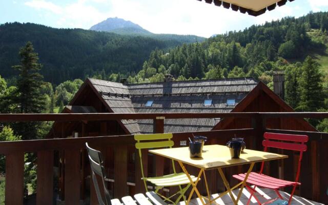 Appartement Serre Chevalier, 1 pièce, 4 personnes - FR-1-330E-52