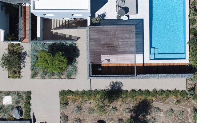 Aernia Suites