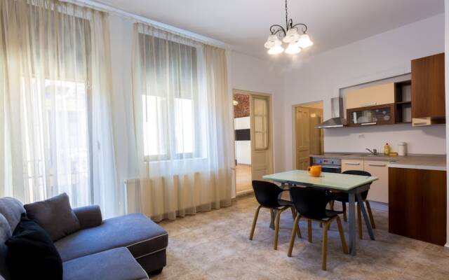 Apartment Vintage