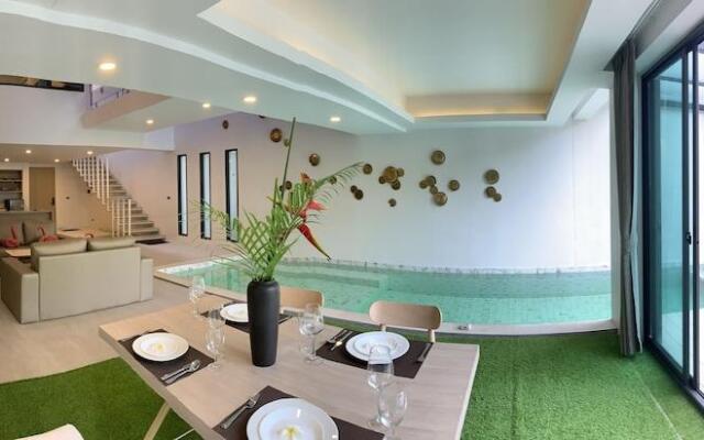 Pause Pool Villa by Replay