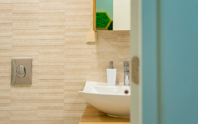 Holiwork Stays Business Suite, City Centre