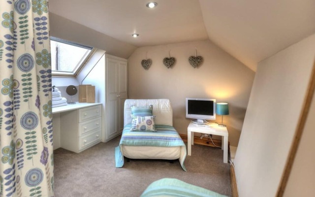 Grove Guest House