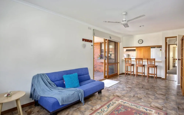 Foreshore Beach House: ideal family location