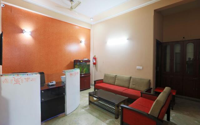 OYO 41690 Hotel Center Point