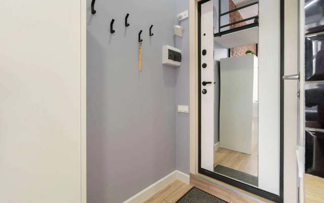 Метры в центре на улице Лахтинская 9