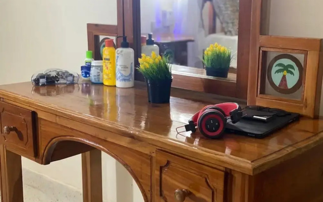 Lux Suites Tembo Court Apartments