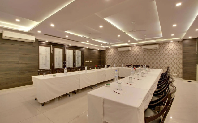 Hotel Sky Rich International