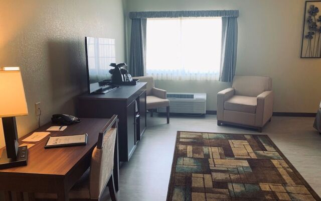 Blue Grass Inn & Suites