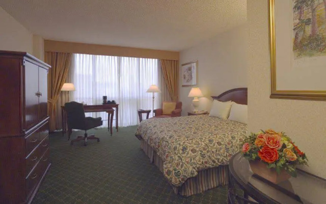 The LA Hotel Downtown