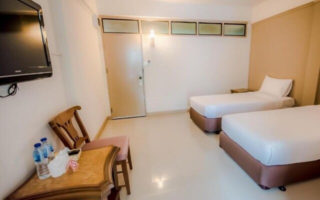 Juldis Khao Yai J2
