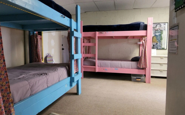 Inn the Clouds Hostel & Inn