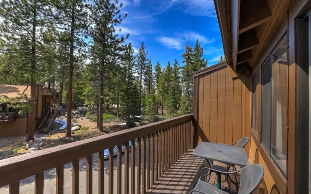 Heavenly Haven - Hot Tub + Seasonal HOA Pool