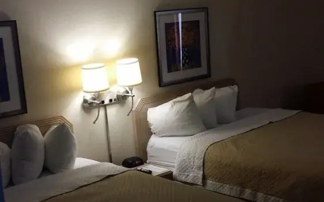 Days Hotel La Crosse Conferenc