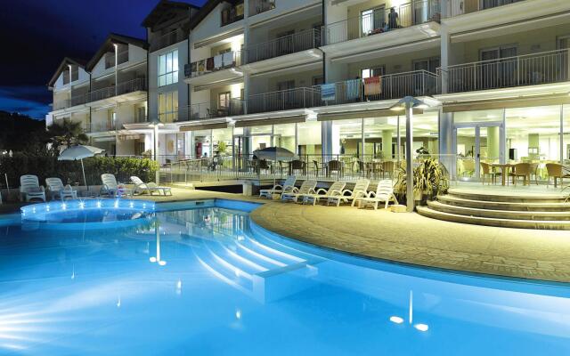 Apartment in Roseto by Sandy Beach