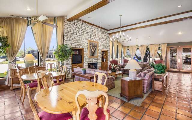 Americas Best Value Inn Columbus, TX