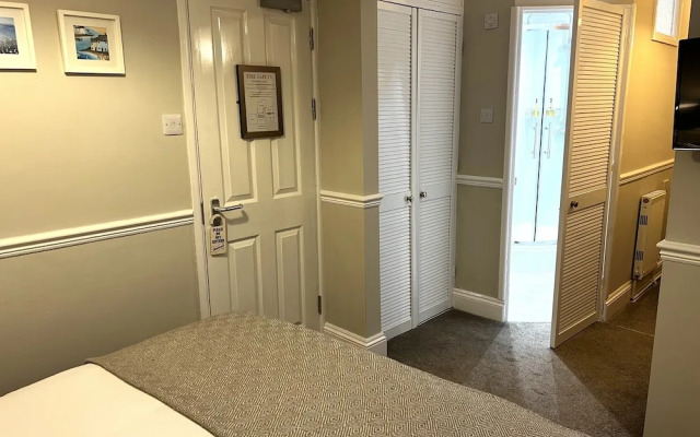 The Claremont Hotel - Adult Only