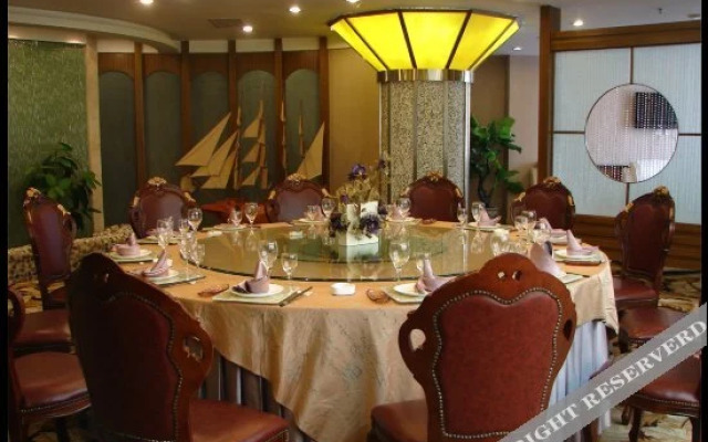 鞍山五洲商务酒店