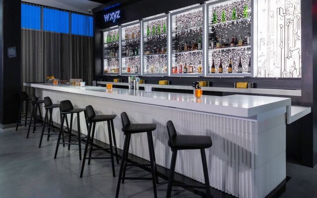 Aloft Savannah Airport