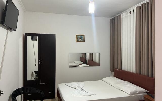 Hotel 51