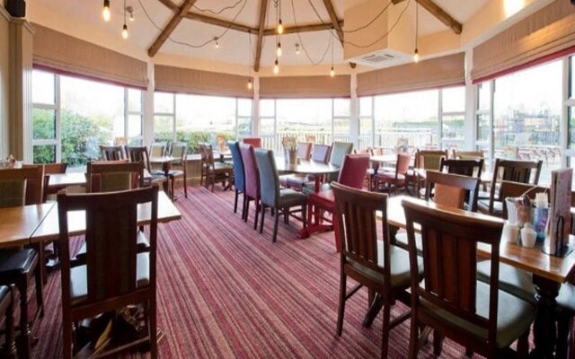 Premier Inn Mansfield