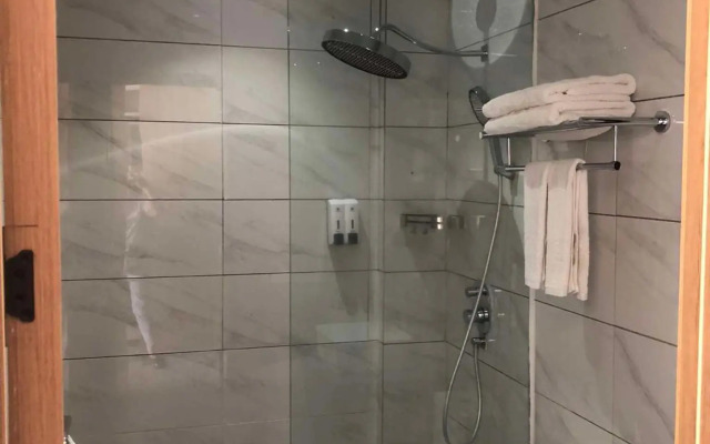 Vienna Hotel (Newly Renovated 2025)