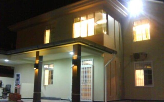 Bukit Indah Guesthouse