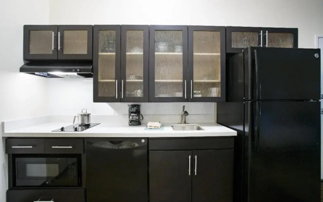Candlewood Suites Longmont - Boulder Area by IHG