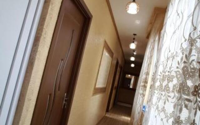 Guest House on Chanchibadze 9