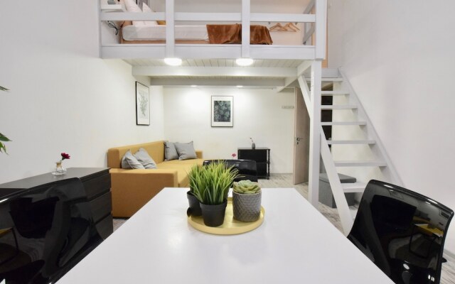 Standard Apartment by Hi5 - Akácfa 59