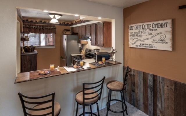 204 Whispering Bluff