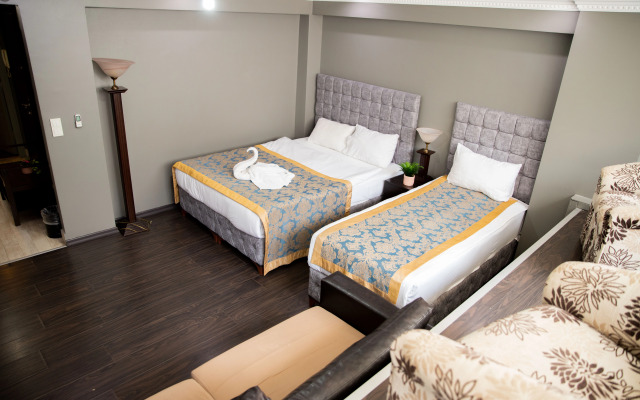 Cumbali Luxury Boutique Hotel