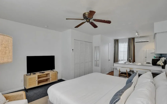 Marine Villas 2 in Hollywood