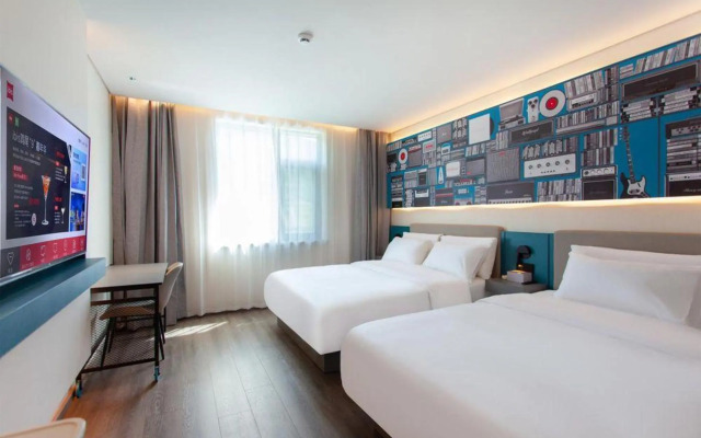 Ibis Hotel (Kangding Xinduqiao Branch)