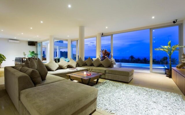 Villa Monsoon