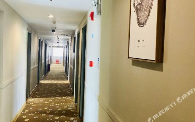 Jun Hotel Jiangxi Ganzhou Yudu County Hongqi Avenue